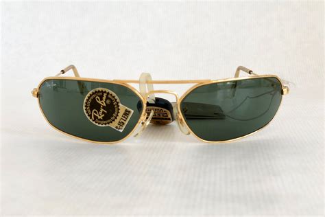 vintage ray ban sunglasses 1960s.